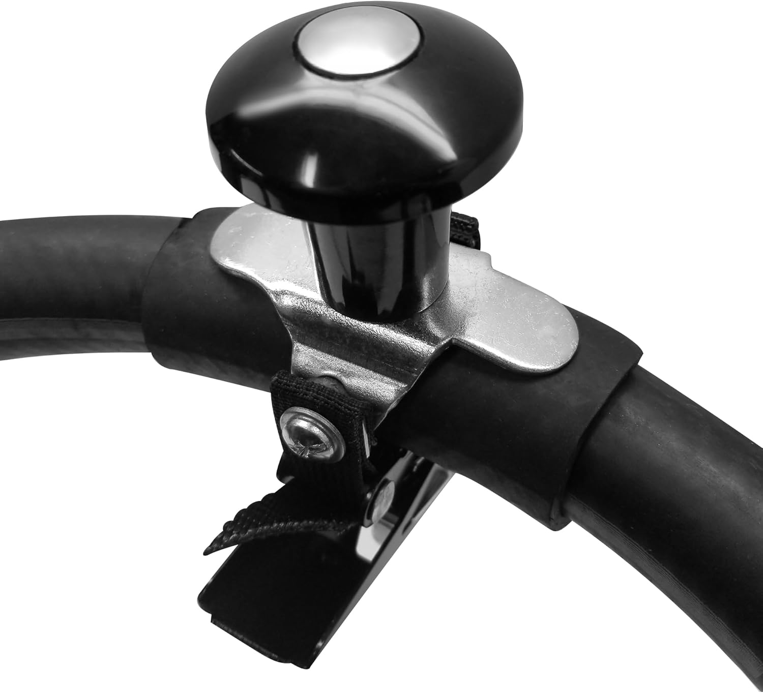 Quick-Knob Stealth spinner mounted on a truck steering wheel